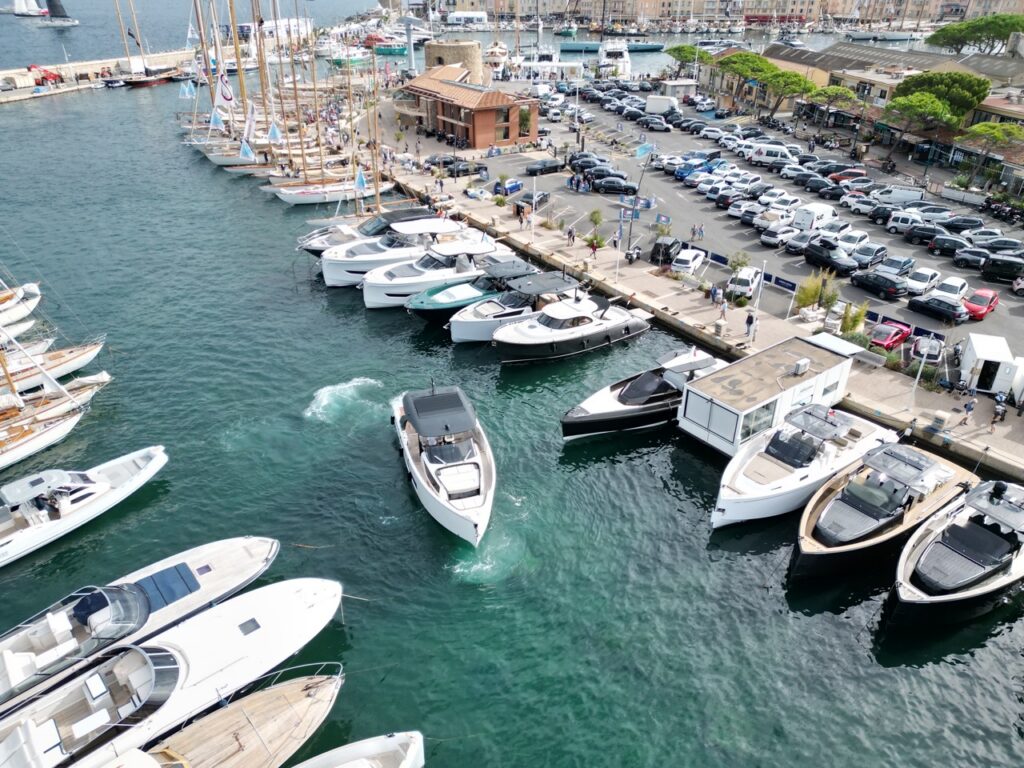 Ponton Mercurio Saint Tropez