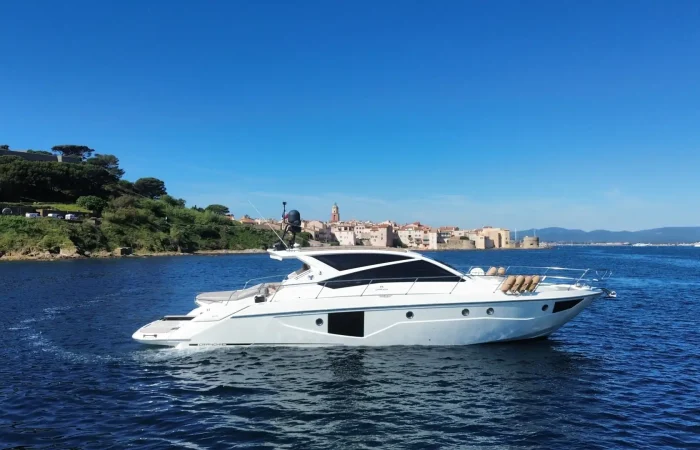cranchi 60 devant st tropez